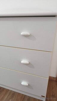 Komoda s prebaľovacím pultom - 4