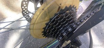 Predám kvalitny horsky bicykel Genesis 26" kolesa. 3x7. Ser - 4