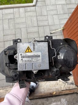 Xenóny VW  Golf 4 - 4