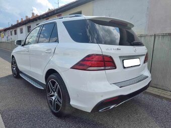 Mercedes Benz GLE 350d 4Matic - 4