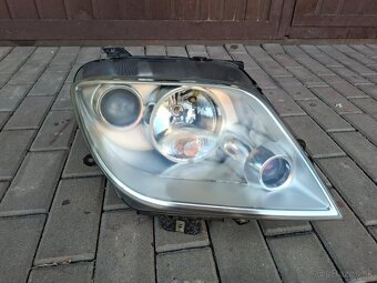 Predné reflektory Lancia Phedra - 4