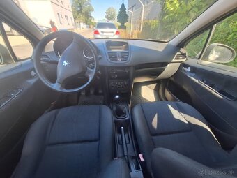 Peugeot 207 - 4