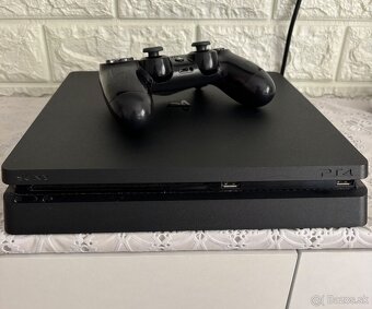 PS4 SLIM TOP STAV - 4
