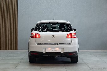 Peugeot 4008 1.8HDI 110kW, manuál, 4x4, 2013 - 4