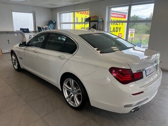 BMW 730d xDRIVE - 4