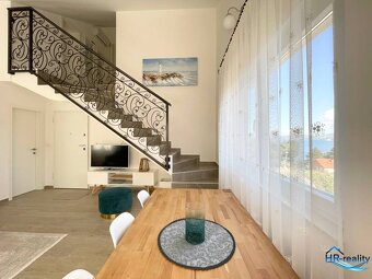 Šolta - nádherný zariadený apartmán s výhľadom na more - 4