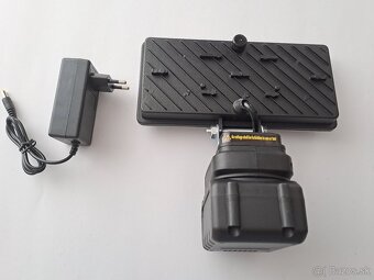 Bezdrôtové pracovné svetlo LED s dobíjateľnou LiIon batériou - 4