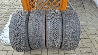 215 60 R16 zimné - 4