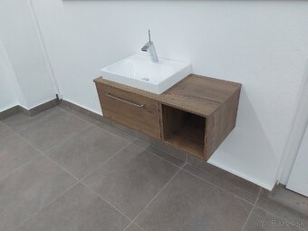Nepoužitá Podumývadlová skrinka + umývadlo - 4