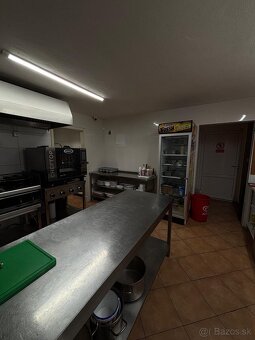 Bufet na slnečných jazerách juh - 4