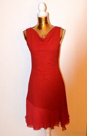 Červené spoločenské šaty - 4