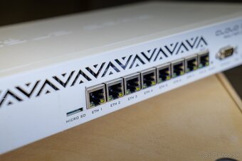 2x Mikrotik CCR1036-8G-2S+ - 4
