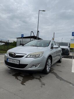 Opel Astra J 1.7CDTI 92kw - 4
