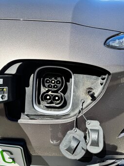 Hyundai Kona Electric 2021 – výborný stav, nová STK, možný o - 4