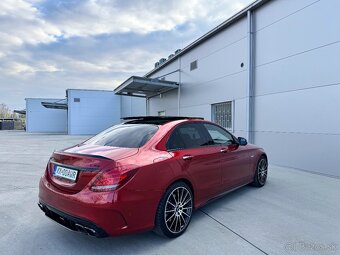 Mercedes-Benz C43 AMG / 270kW Biturbo 4Matic - 4