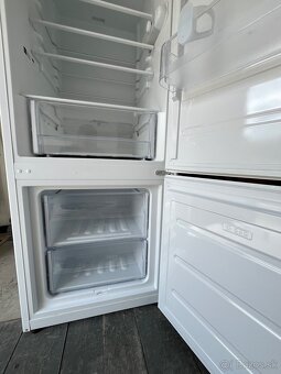 Indesit - 4