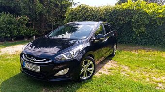 Hyundai i30 CW Kombi 1.6i CRDi HP 16V DOHC Style A/T - 4