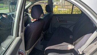 Kia Sorento - 4