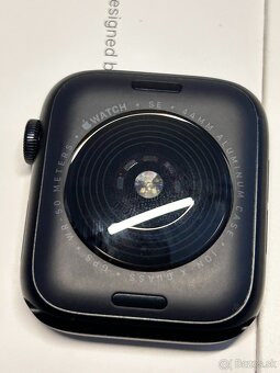 Apple Watch SE (Gen 2) 44mm Midnight GPS - 4