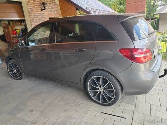 Predám Mercedes B 180D W246 - 4