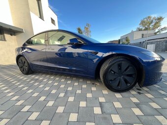 Tesla model 3 SR RWD 2024 - 4