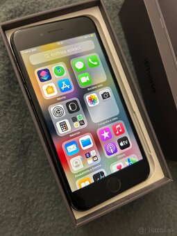iPhone 8 64GB black - 100% batéria - 4