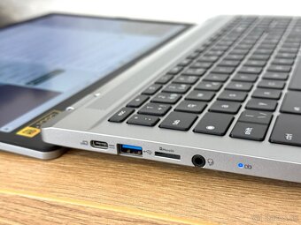 Chromebook 15,6", 8GB /128GB, dotyk / záruka 3.5 roka - 4