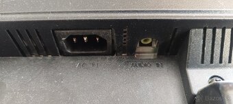 Predám funkčný 19" monitor AOC - 4
