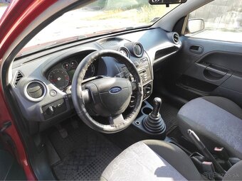 Predám náhradné diely na Ford Fiesta mk6 1,25benzin - 4