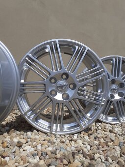 Orig. Toyota ALU kolesá 5x114,3 R18 - 4