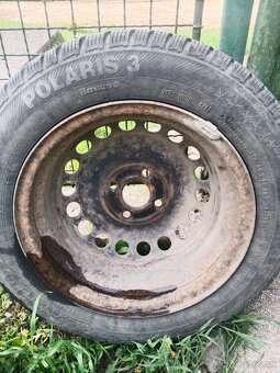 Toyota Yaris - 4