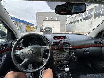 Toyota Avensis 2.2 D4D - 4