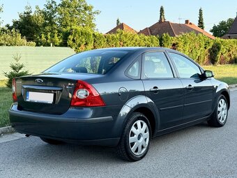 Ford Focus 1.6 benzín Ghia NOVÁ STK a EK - 4
