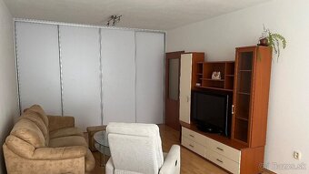 Na prenájom zariadený 1 izbový byt, balkón, J. Bežu, Senica - 4