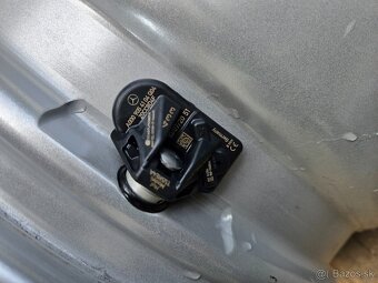 Prakticky nové, originál disky Mercedes - 5x112 r17 - 4