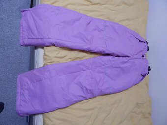 Lyžiarska bunda a oteplovačky - 4