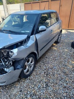 Rozpredam škoda Fabia II 1.4Tdi 59kw BMS - 4