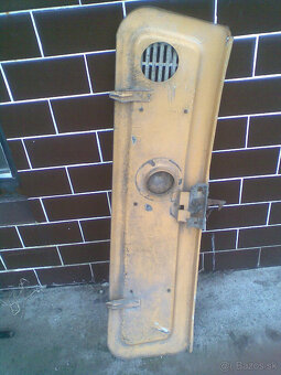 Predná maska na Trabant. - 4