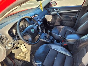 Skoda octavia 2  2.0 103 kw - 4