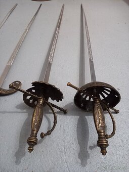 Sada šablí 5ks zo stojanom - 4