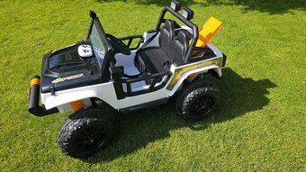 Elektrické autíčko Jeep 4Speed 4x45W biele - 4