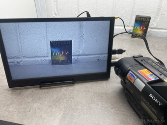 Sony Handycam Video 8 XR - 4