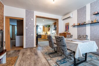 Na predaj priestranný rodinný dom s 3 podlažiami, krásnou zá - 4