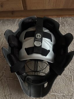 Brankárska prilba florbal - 4