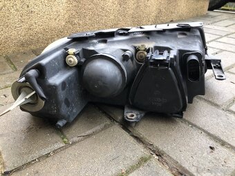 Predné ľavé svetlo Hella Passat B5.5 - 4