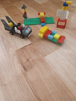 Autíčko - lego - 4