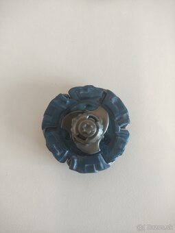 Beyblade - 4