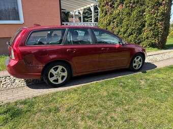 Predám VOLVO V 50 1.6 D - 4