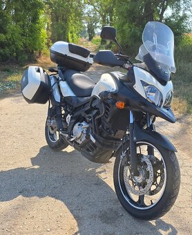 Suzuki V strom DL650 - 4