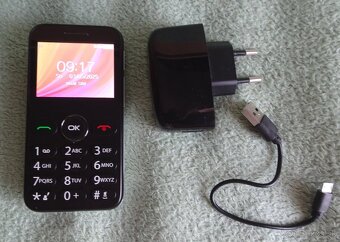 Predám seniorský mobil ALCATEL 3085X s bat. a nabíjačkou. - 4